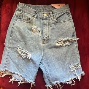 Denim ripped shorts